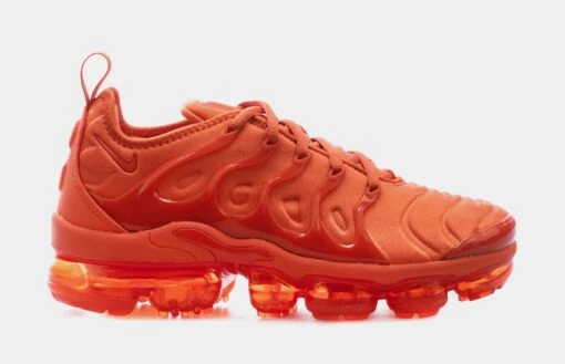 Nike Air Vapor Max Plus Triple Orange Womens Running Shoes (Orange) -Nike 03a298a2f7fcc32b8c974d8f4be4e0bc