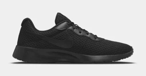 Nike Tanjun Next Nature Mens Running Shoes (Black) -Nike 04a9cfaa4809b7c8c3a60f3ea4c76969