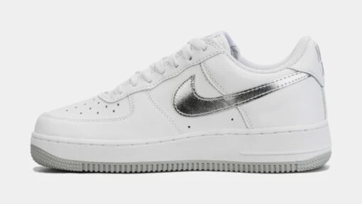 Nike Air Force 1 Low Retro Mens Basketball Shoes (White/Grey) -Nike 09e7f513987fb1ed220406c897716d8f