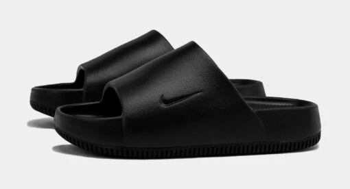 Nike Calm Slide Womens Sandals (Black) -Nike 103d73fa5f4b75ca6b20cbb051fa85a4