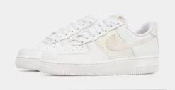 Nike Air Force 1 '07 SE Womens Lifestyle Shoes (White/Beige) -Nike 109b5b4d844110c6cfd56fe1d86600ba