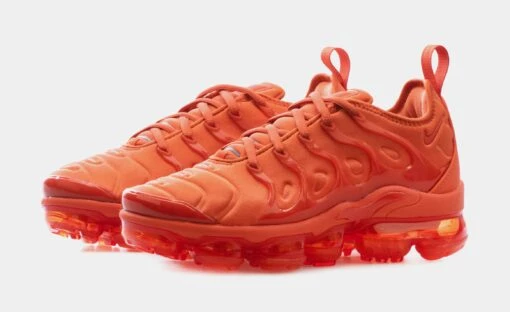 Nike Air Vapor Max Plus Triple Orange Womens Running Shoes (Orange) -Nike 297f52ea9c60889828c7d9456ad3a4fb