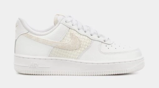 Nike Air Force 1 '07 SE Womens Lifestyle Shoes (White/Beige) -Nike 2ada3aa7448de0db782aed2b9a2693a1