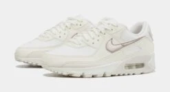 Nike Air Max 90 Essentials Womens Lifestyle Shoes (White) -Nike 442d74550e9c566b0bd47e62e7509297