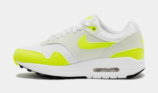 Nike Air Max 1 Volt Suede Womens Running Shoes (Volt/White) -Nike 4bb05391c0f645b33a472bedcacb6e0e