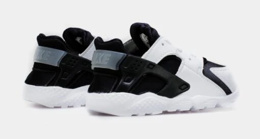 Nike Huarache Run Infant Toddler Lifestyle Shoe (Black/White) -Nike 5cb69888185ea88ab7df9914f7d13cf3