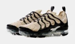 Nike Air VaporMax Plus Beige Black Mens Running Shoes (Beige/Black) -Nike 8e907b3b17c4d18390ec04a273b67aad