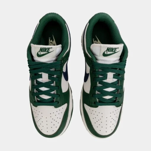 Nike Dunk Low Gorge Green Womens Lifestyle Shoes (White/Green) -Nike 8f18bcf258c51bfaa6076a2795229f40