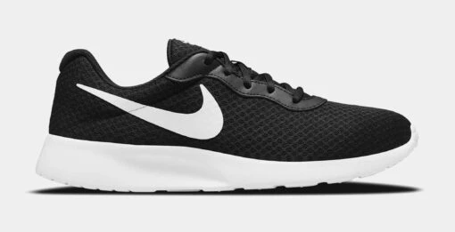 Nike Tanjun Mens Running Shoes (Black) -Nike 8f517e371b3476c03e61e3b56f3a0be2