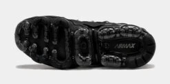 Nike Air VaporMax Plus Mens Running Shoes (Black) -Nike 9b7f820ca38b90b273b465552a60178f