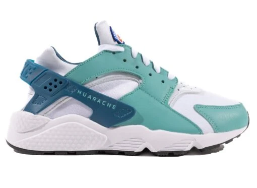 Nike Air Huarache 'Athletic Club' -Nike ONENESS 0000 WOMENS NIKE AIR HUARACHE WASHED TEAL DQ8239 300