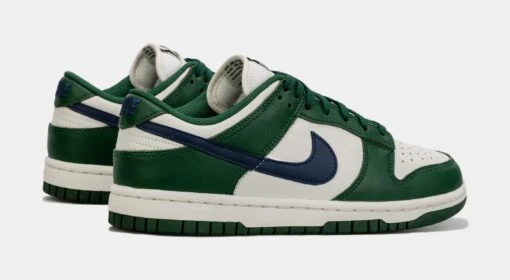 Nike Dunk Low Gorge Green Womens Lifestyle Shoes (White/Green) -Nike a430e88b0b418b3d88755905d7a1e4d0