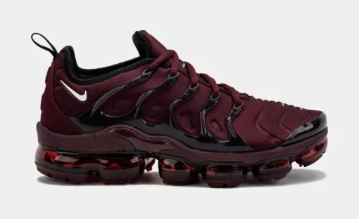 Nike Air VaporMax Plus Night Maroon Mens Running Shoes (Night Maroon) -Nike a5a68a14fa3bfedd2122ace17f447db0