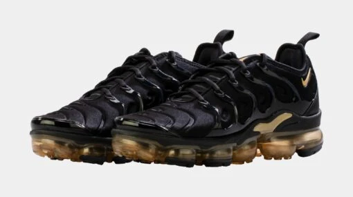 Nike Vapormax Plus Mens Running Shoes (Black) -Nike b39826e446a774d395751153e0cdf2d9