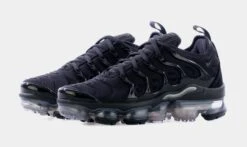 Nike VaporMax Plus SE Womens Running Shoes (Black) -Nike b9db1ba0ef34cdcd4415395893a5b0ff b74f6c45 c6f1 439f 8564 8dccfd0773d5