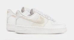 Nike Air Force 1 '07 SE Womens Lifestyle Shoes (White/Beige) -Nike d441903cc77645b48d88e5795c8d554c