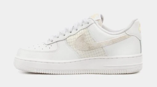 Nike Air Force 1 '07 SE Womens Lifestyle Shoes (White/Beige) -Nike e3b648bbd2dd00a2e6df780da1be21c8